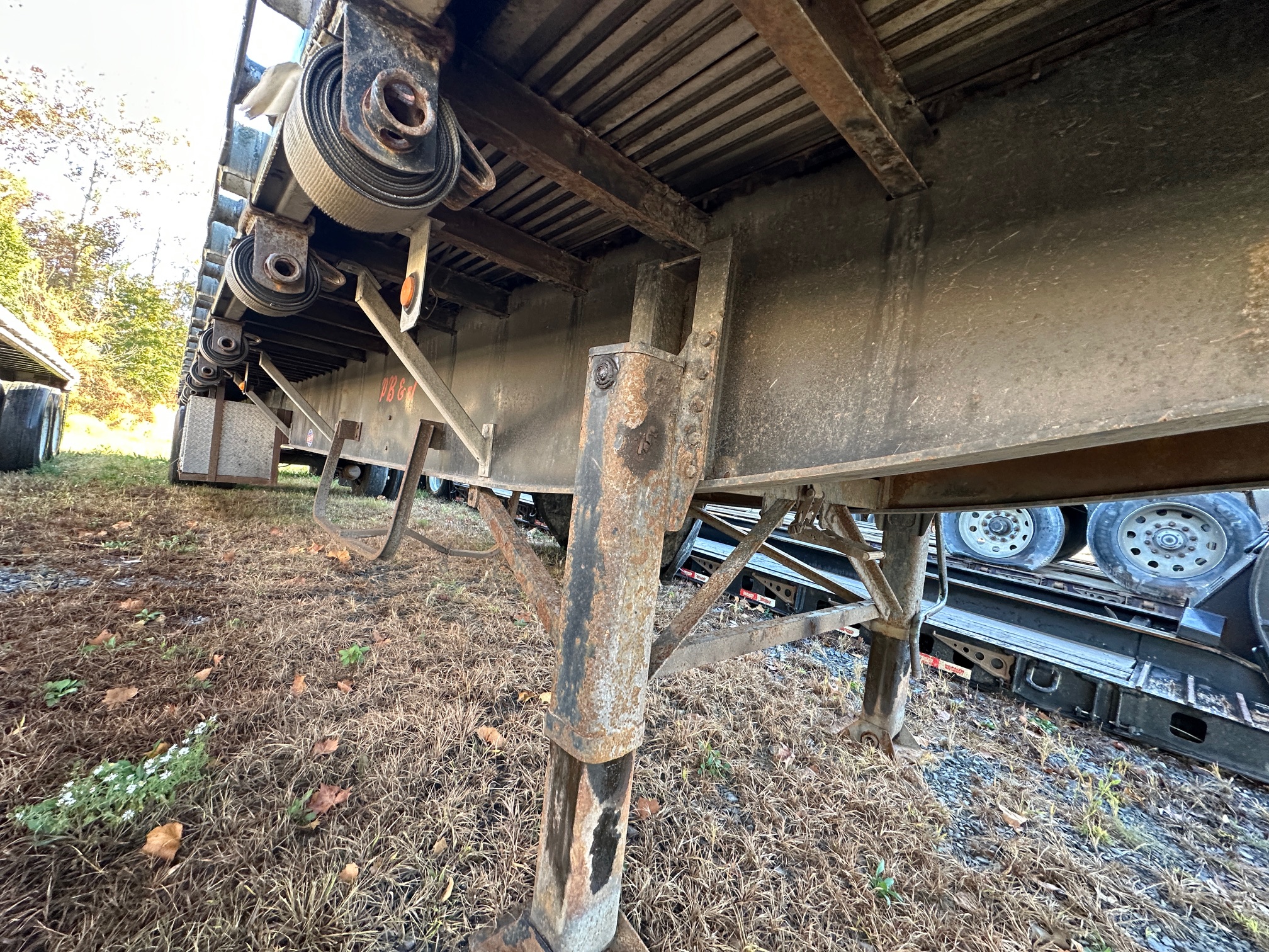 2012 UTILITY 53'X102 High Flat - view 6 of 21