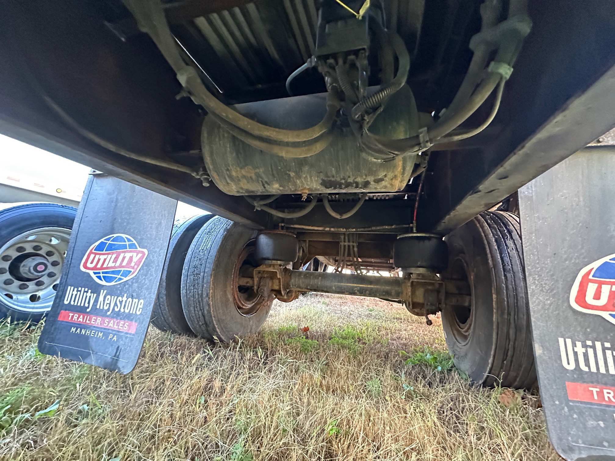 2012 UTILITY 53'X102 High Flat - Image 15