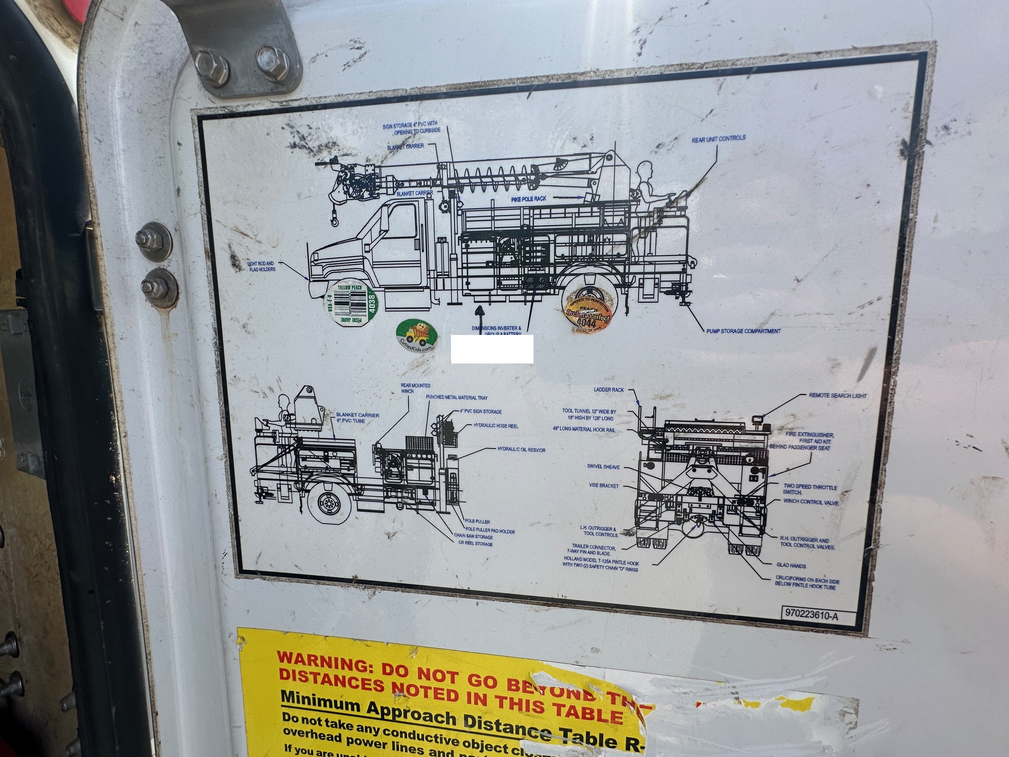 2011 INTERNATIONAL 4400 Digger Derrick - Image 21