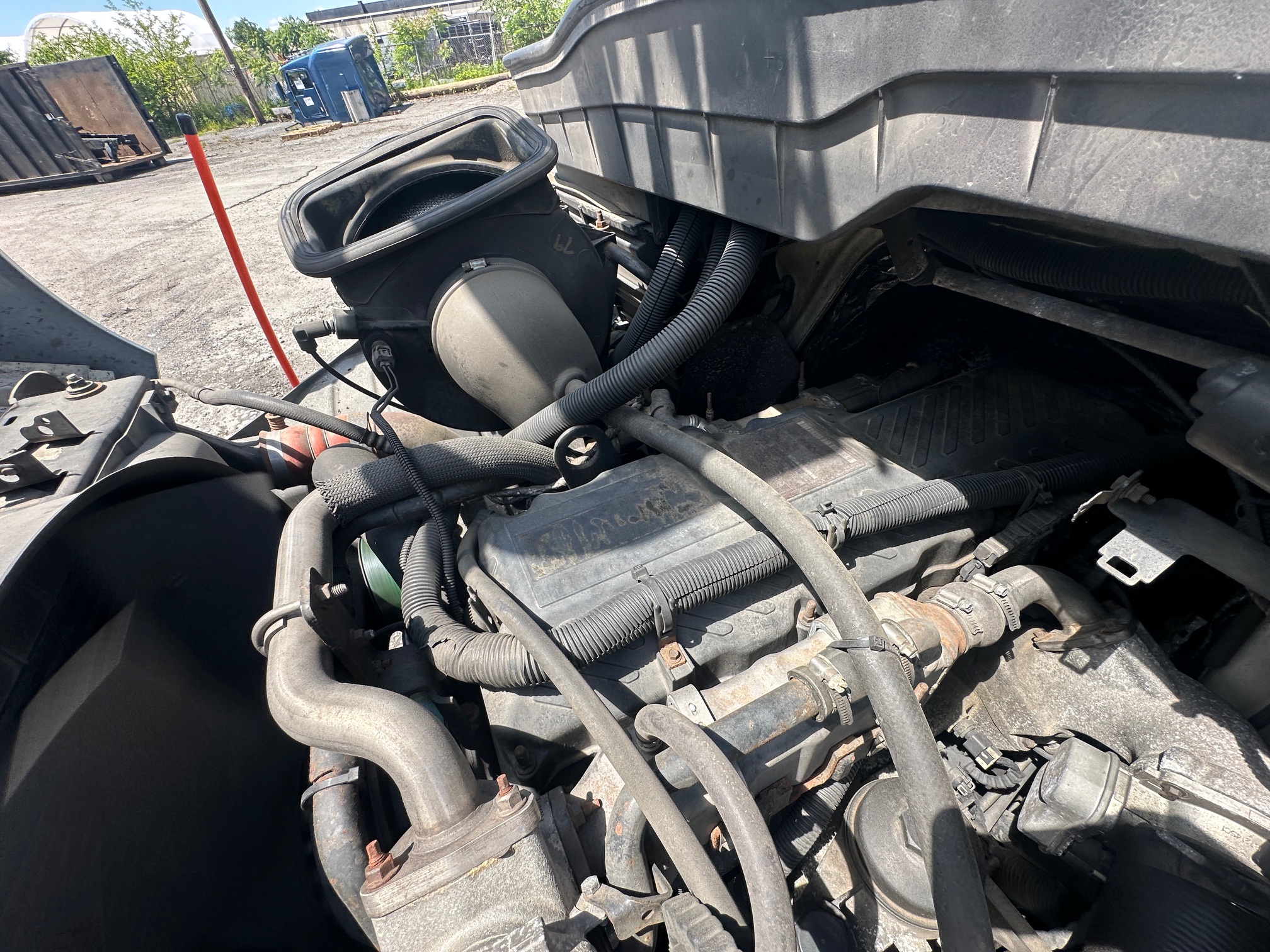 2011 INTERNATIONAL 4400 Digger Derrick - Image 24