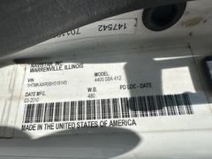 2011 INTERNATIONAL 4400 Digger Derrick - Image 28