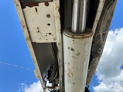 2011 INTERNATIONAL 4400 Digger Derrick - Image 39