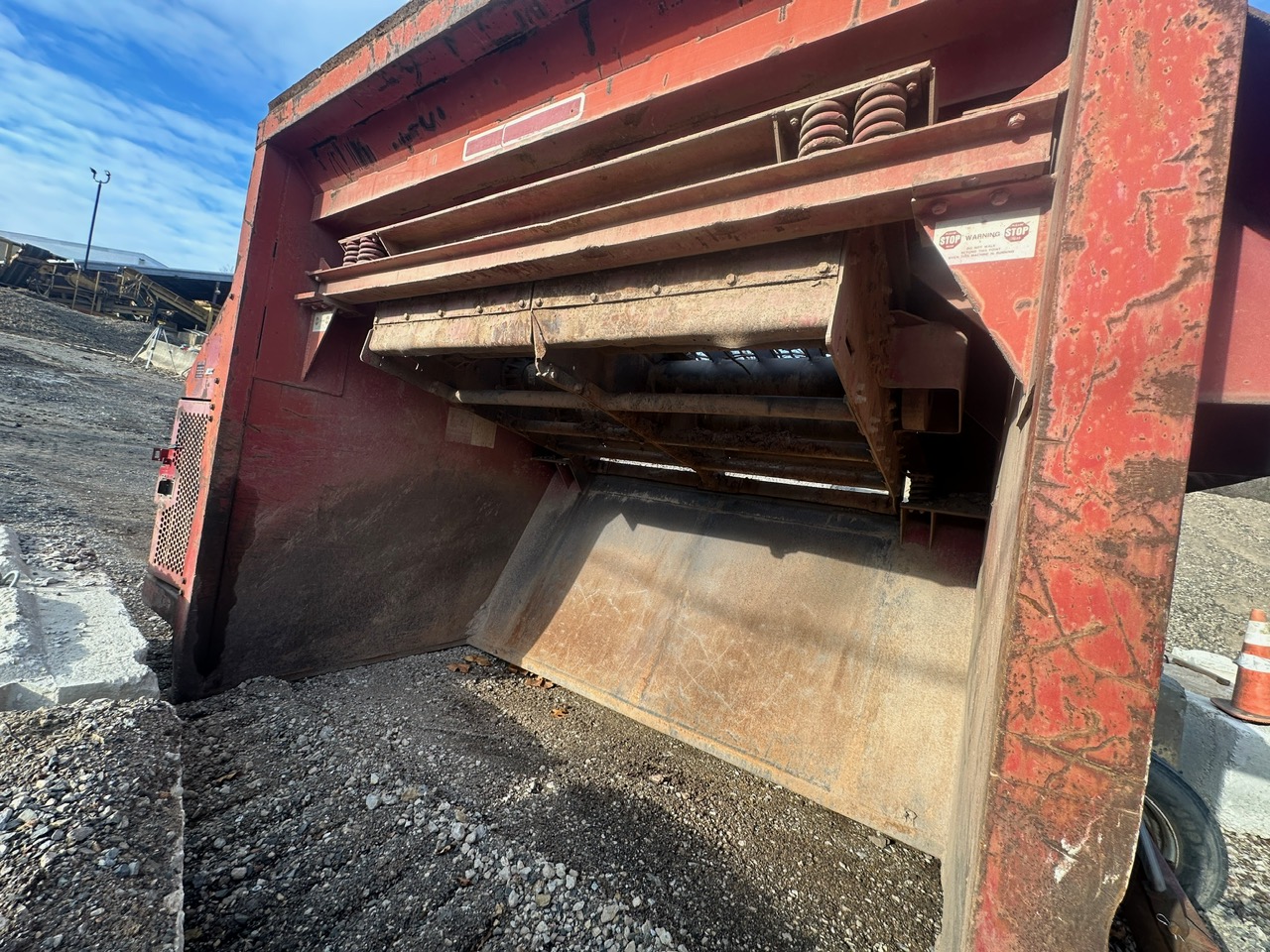 1995 READ RD40B Screener - view 9 of 19