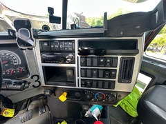 2020 MACK Granite GR64F - Image 36