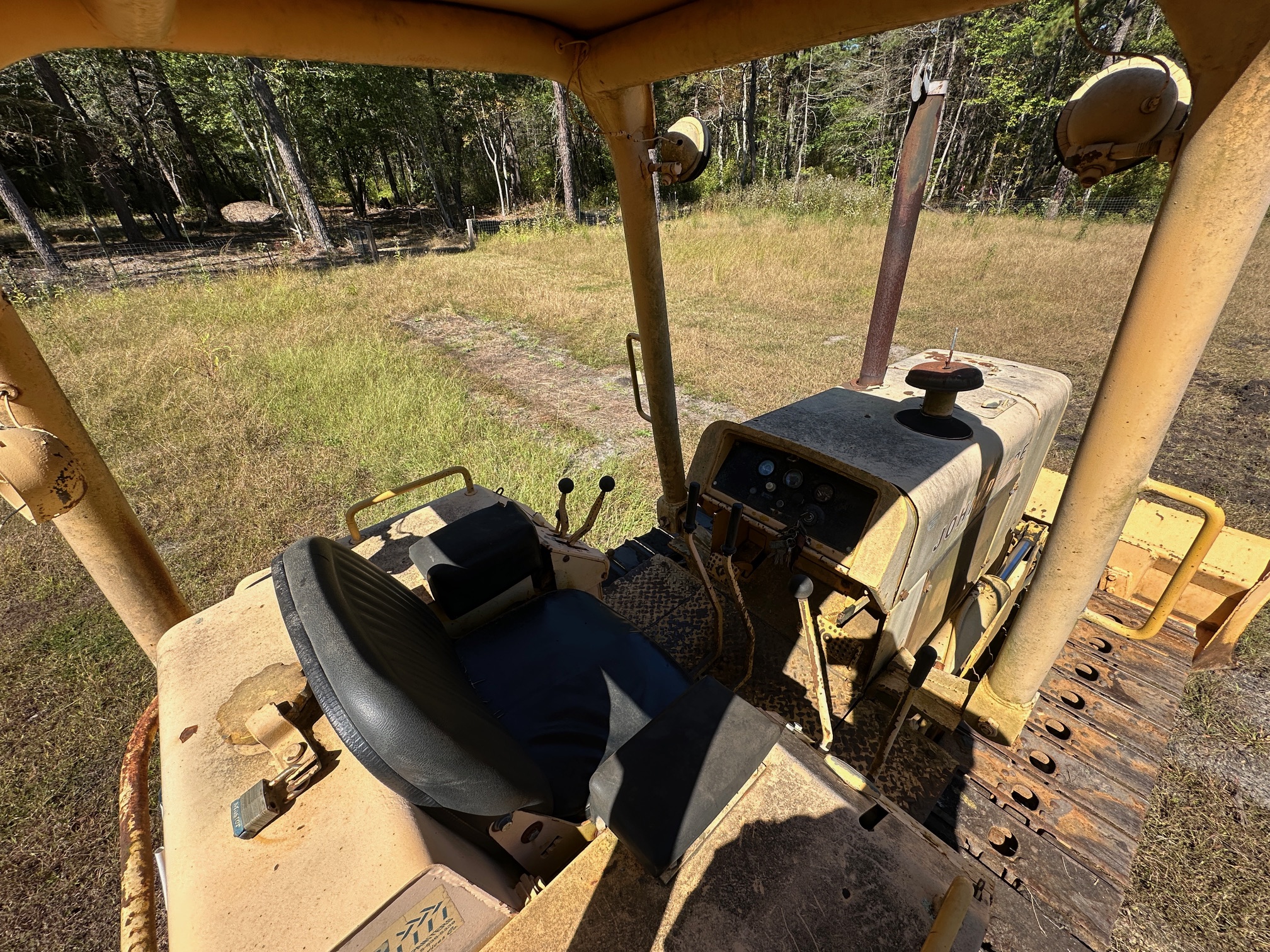 1987 DEERE 450E - Image 14