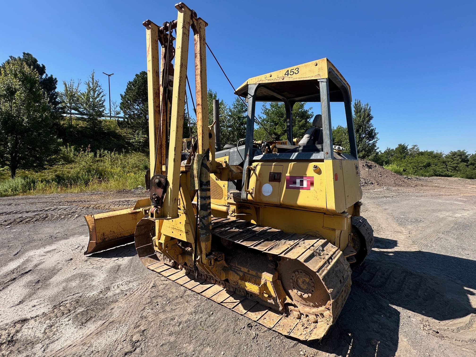 2005 DEERE 650J LGP - Image 11