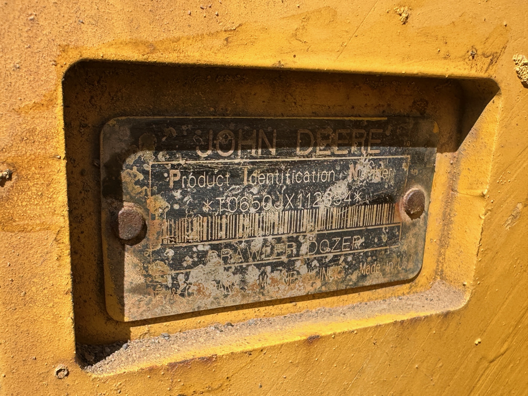 2005 DEERE 650J LGP - Image 16