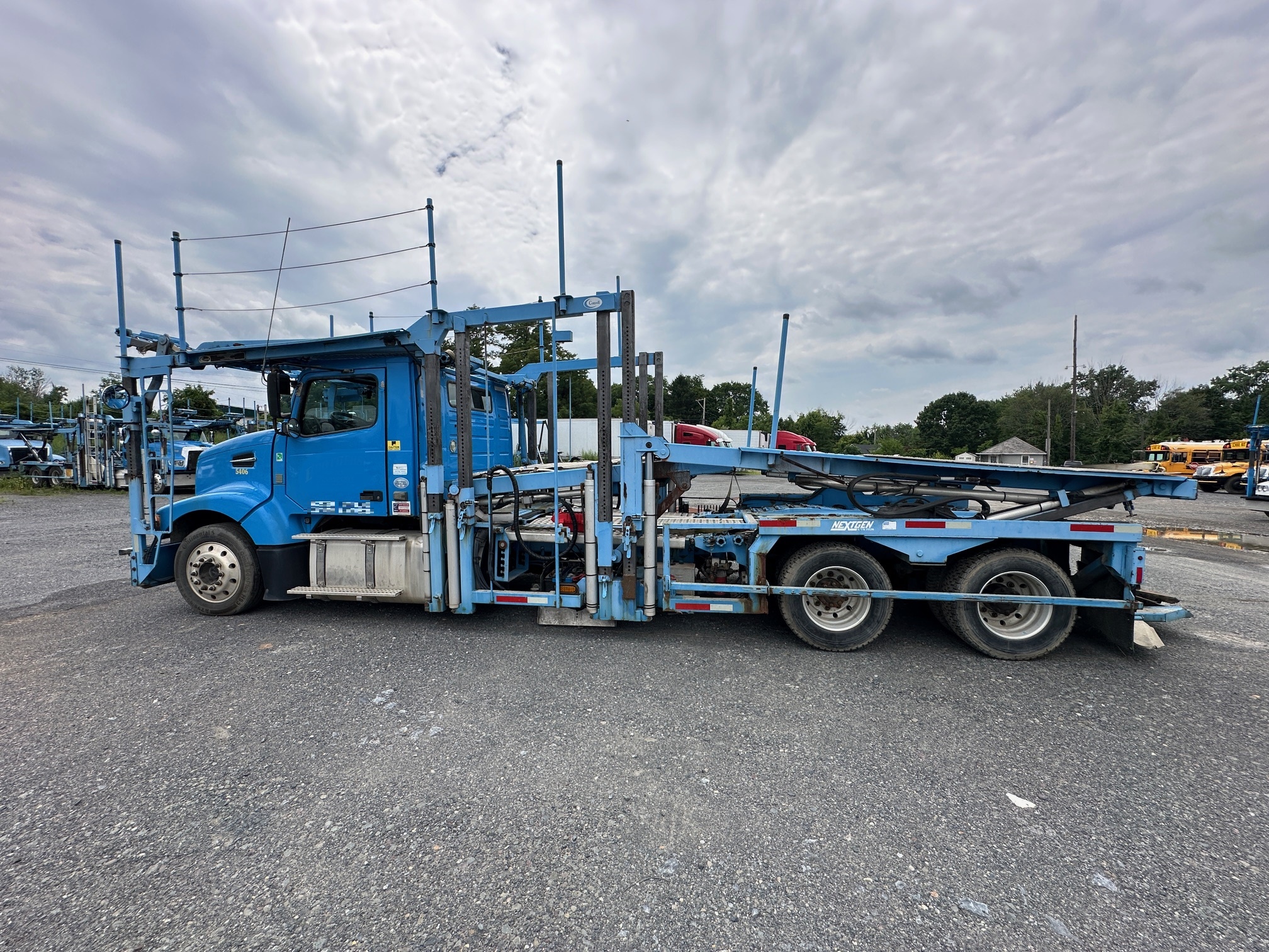 2014 VOLVO VAH64430 Car Hauler - Image 13