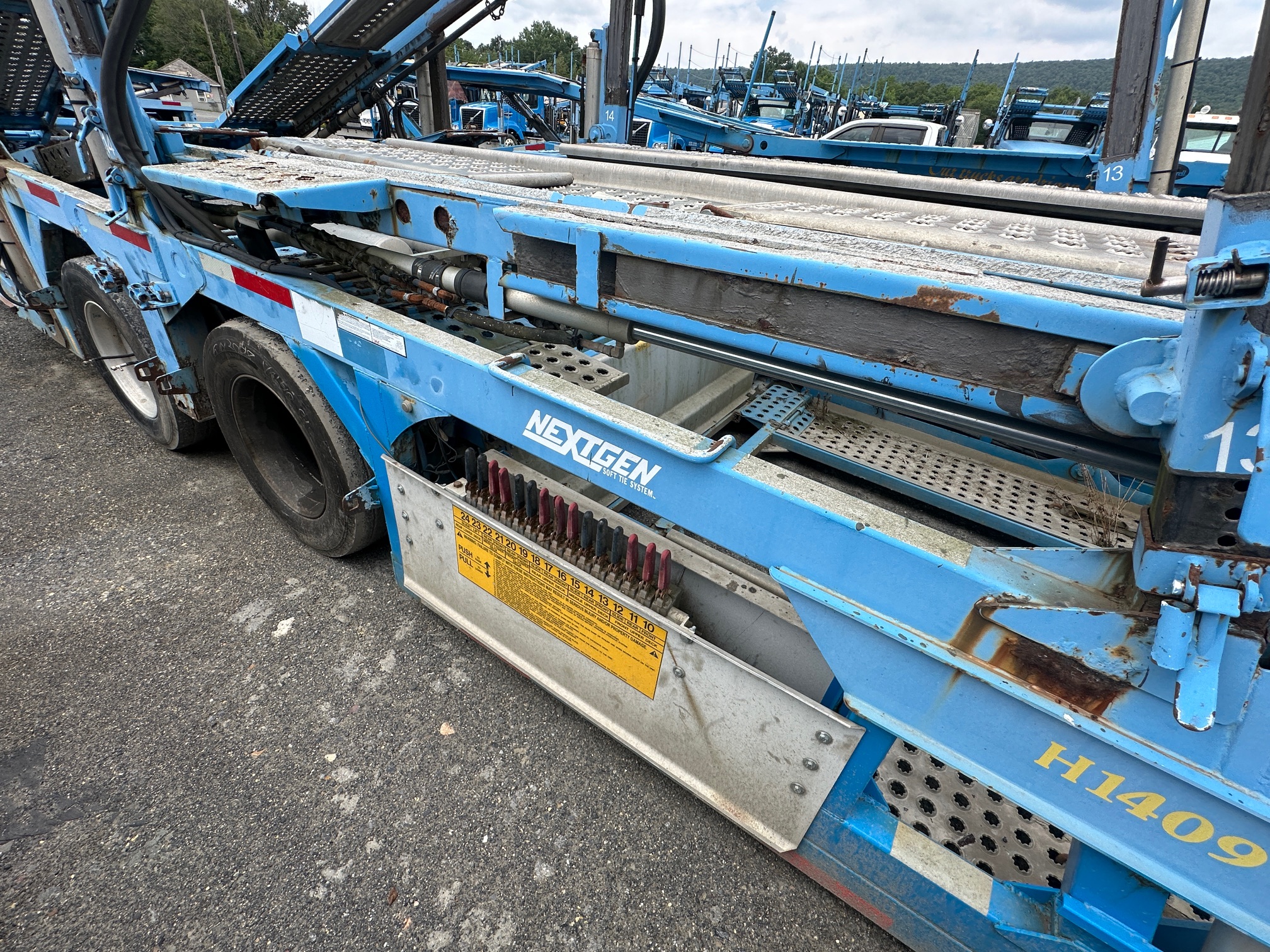 2014 VOLVO VAH64430 Car Hauler - Image 53