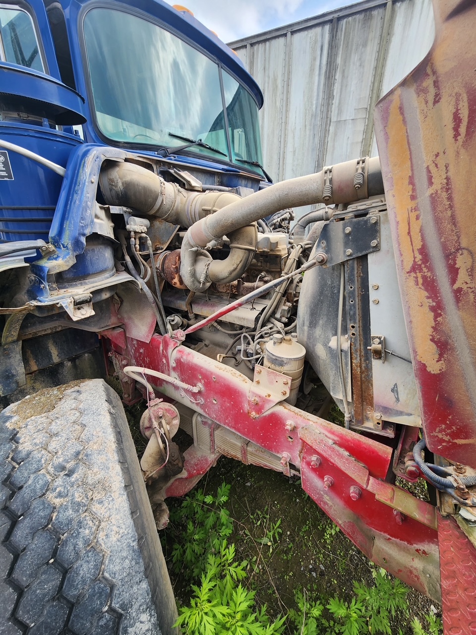 2001 MACK DM690S Conveyor - view 11 of 23