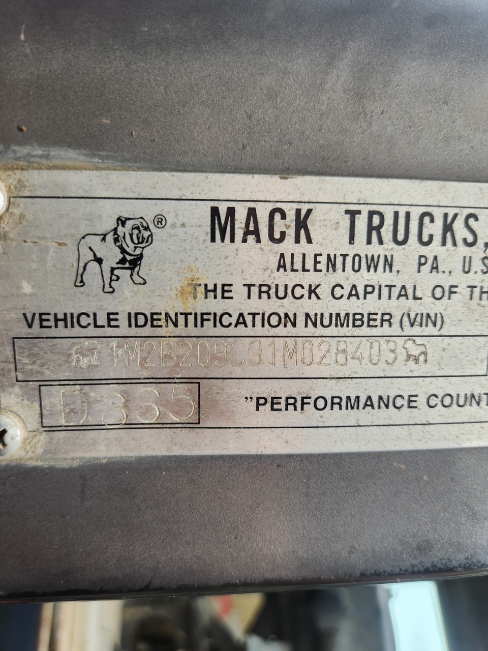 2001 MACK DM690S Conveyor - Image 23