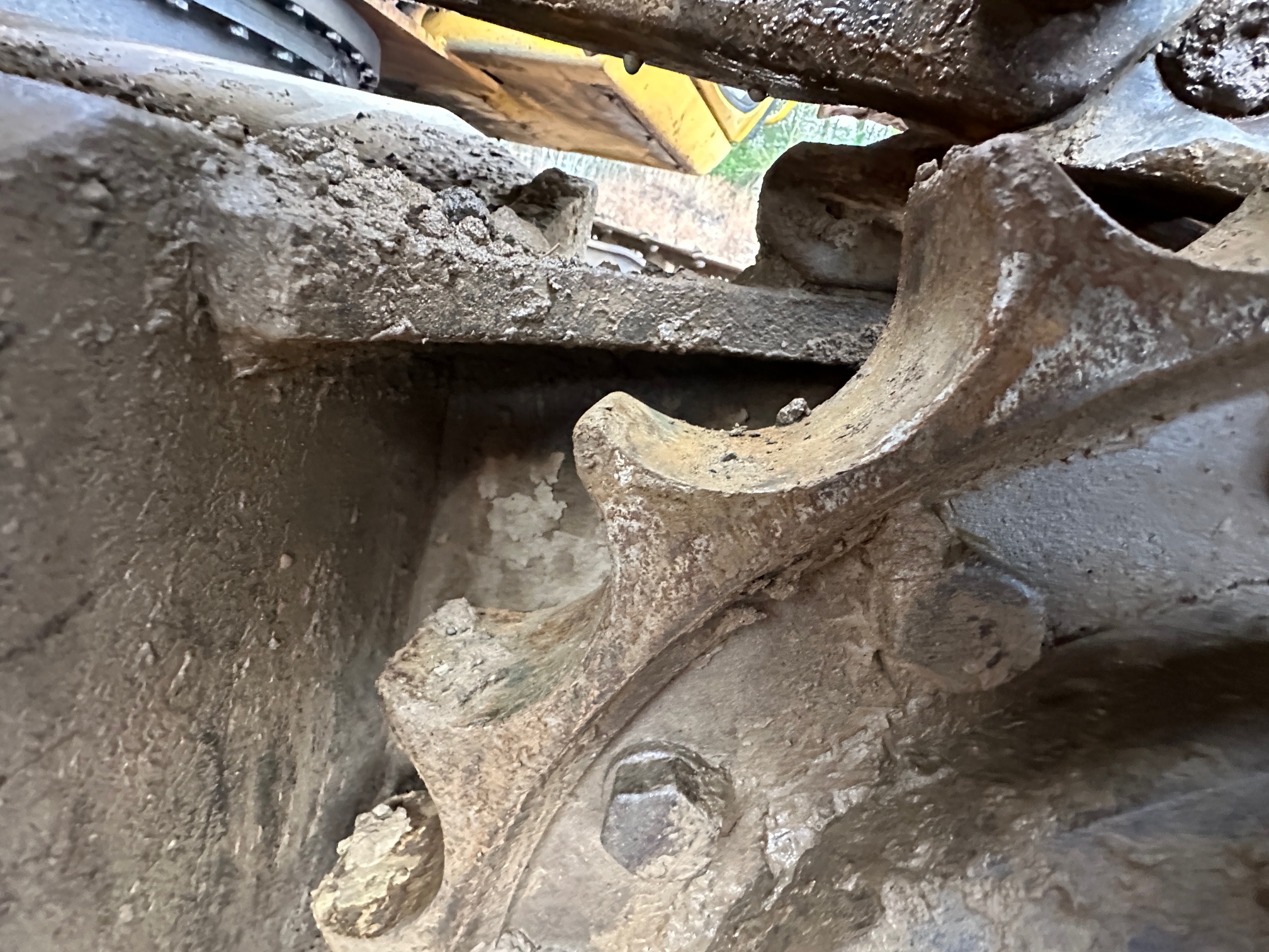 2000 DEERE 200LC - Image 16