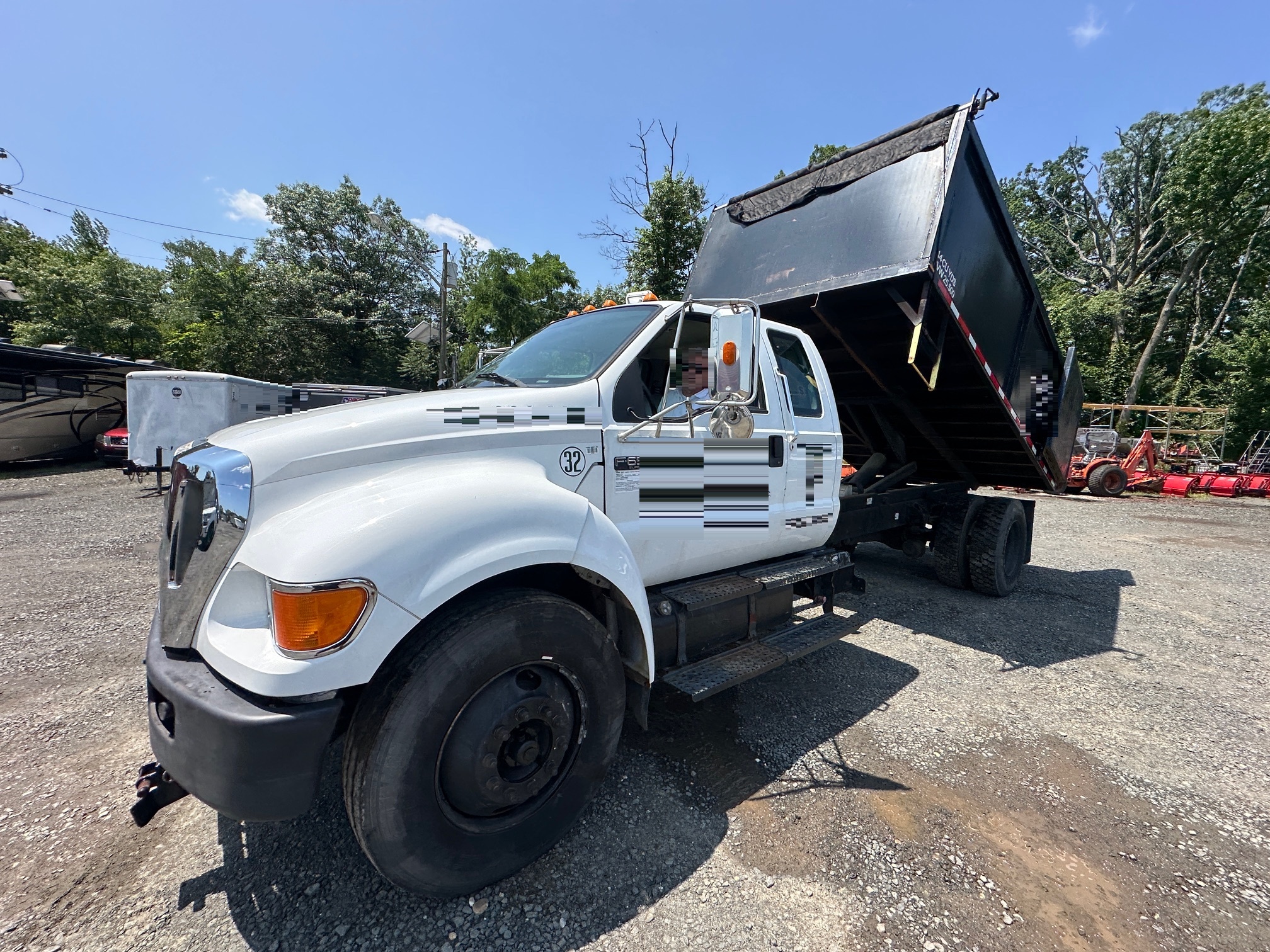 2008 FORD F650 Dump Body - Image 3
