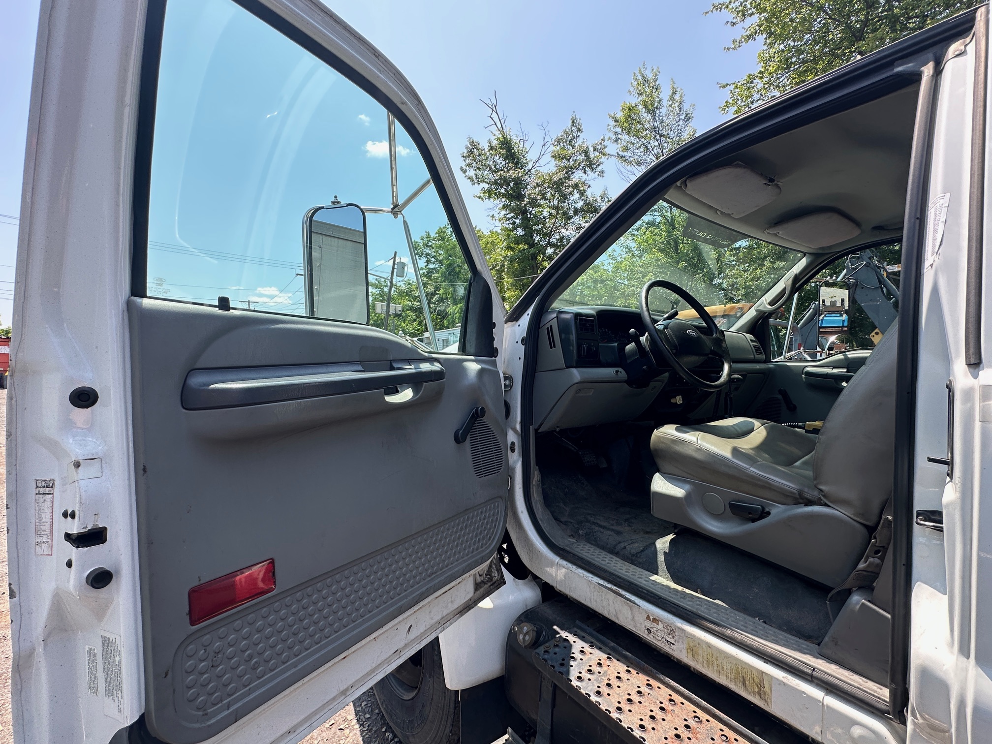 2008 FORD F650 Dump Body - Image 9