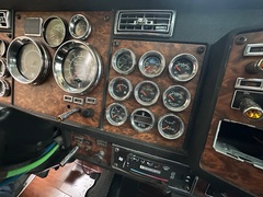 2001 KENWORTH W900 AeroCab - Image 14