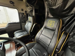 2001 KENWORTH W900 AeroCab - Image 16