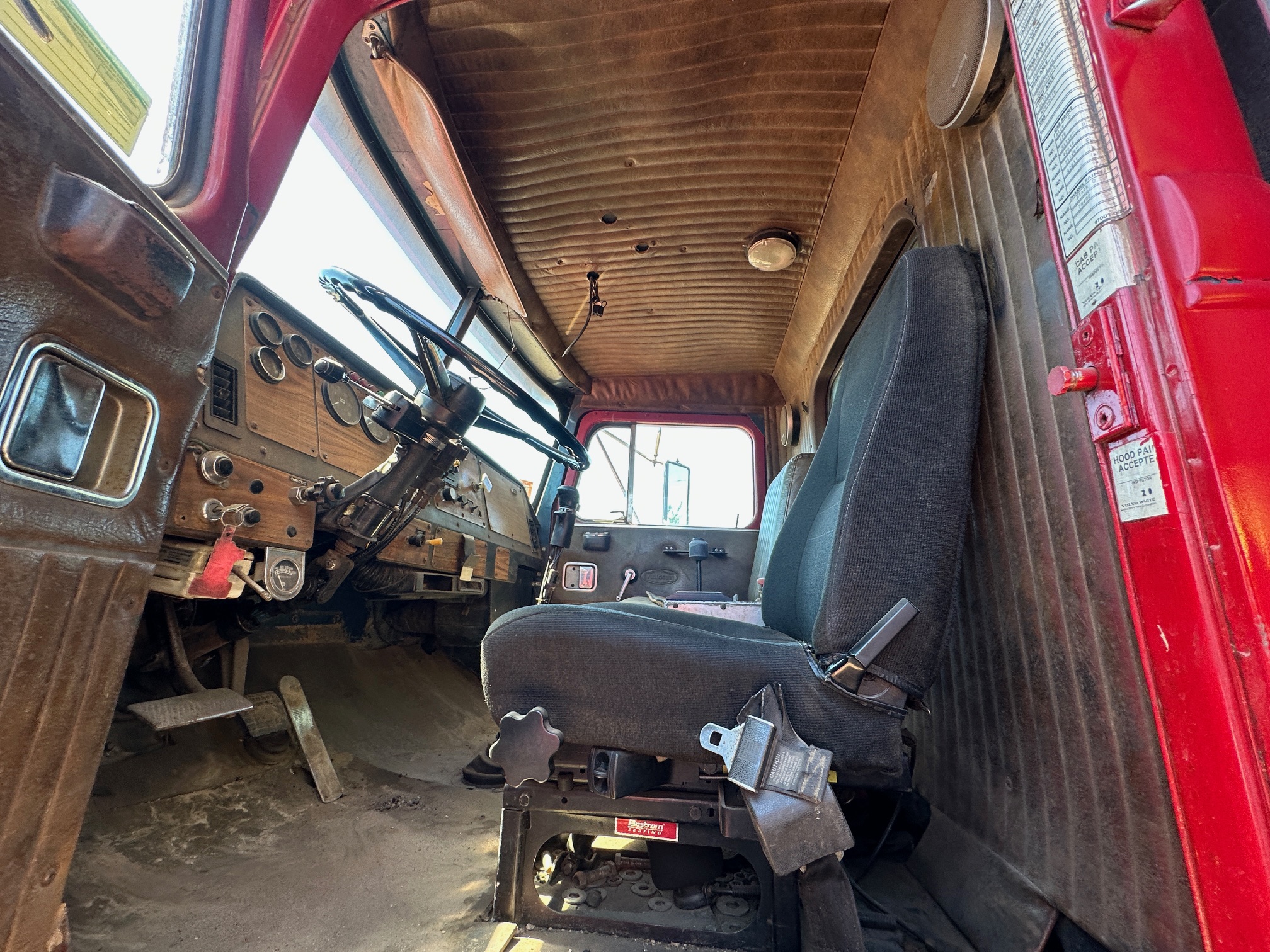 1986 AUTOCAR DK64 - Image 11