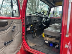 2001 INTERNATIONAL 4700 - Image 18