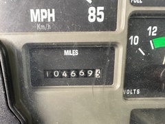 2001 INTERNATIONAL 4700 - Image 20