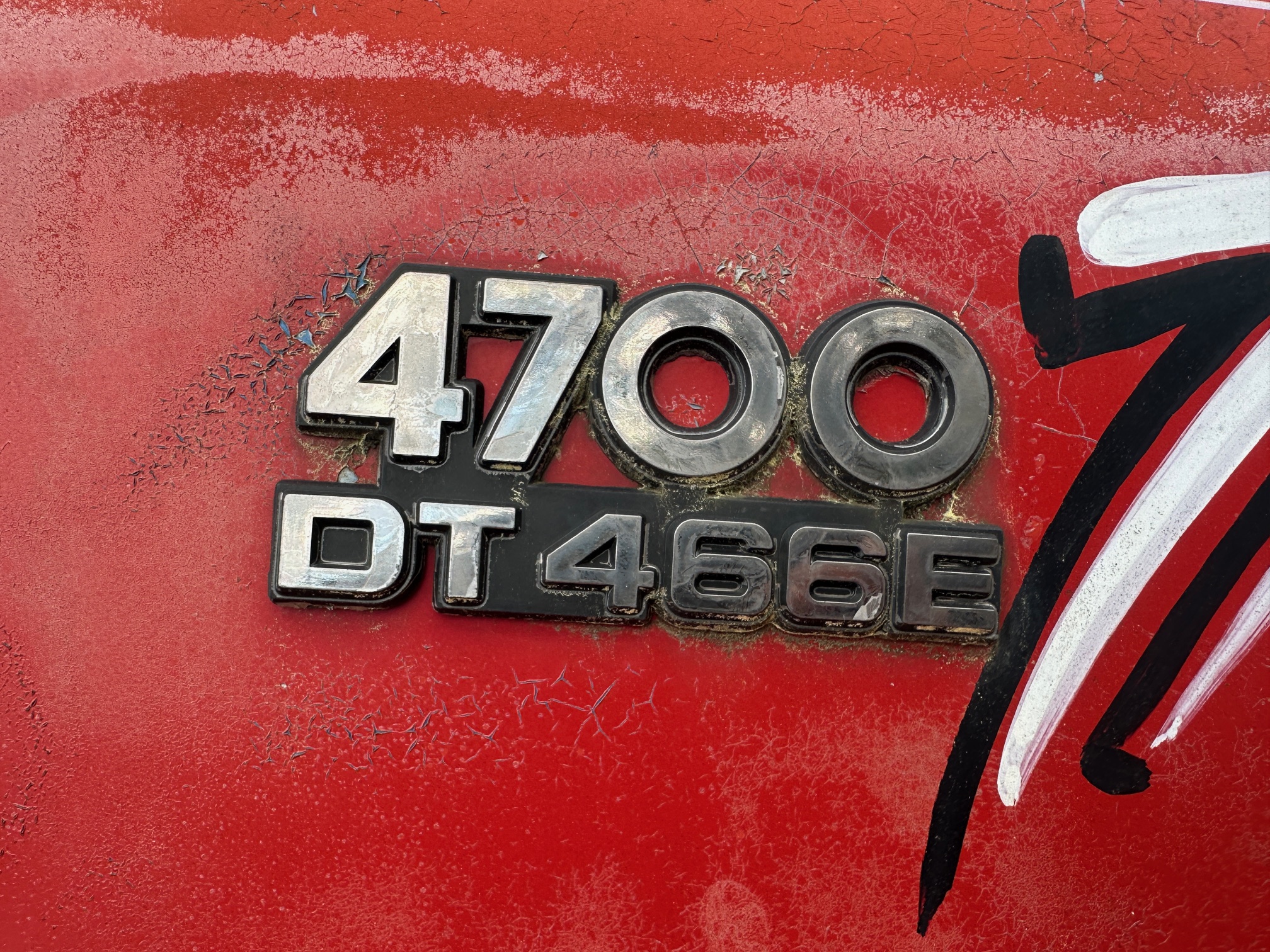 2001 INTERNATIONAL 4700 - Image 28