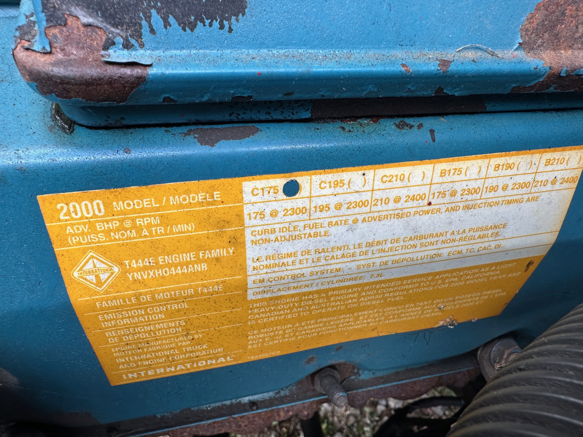 2001 INTERNATIONAL 4700 - Image 36