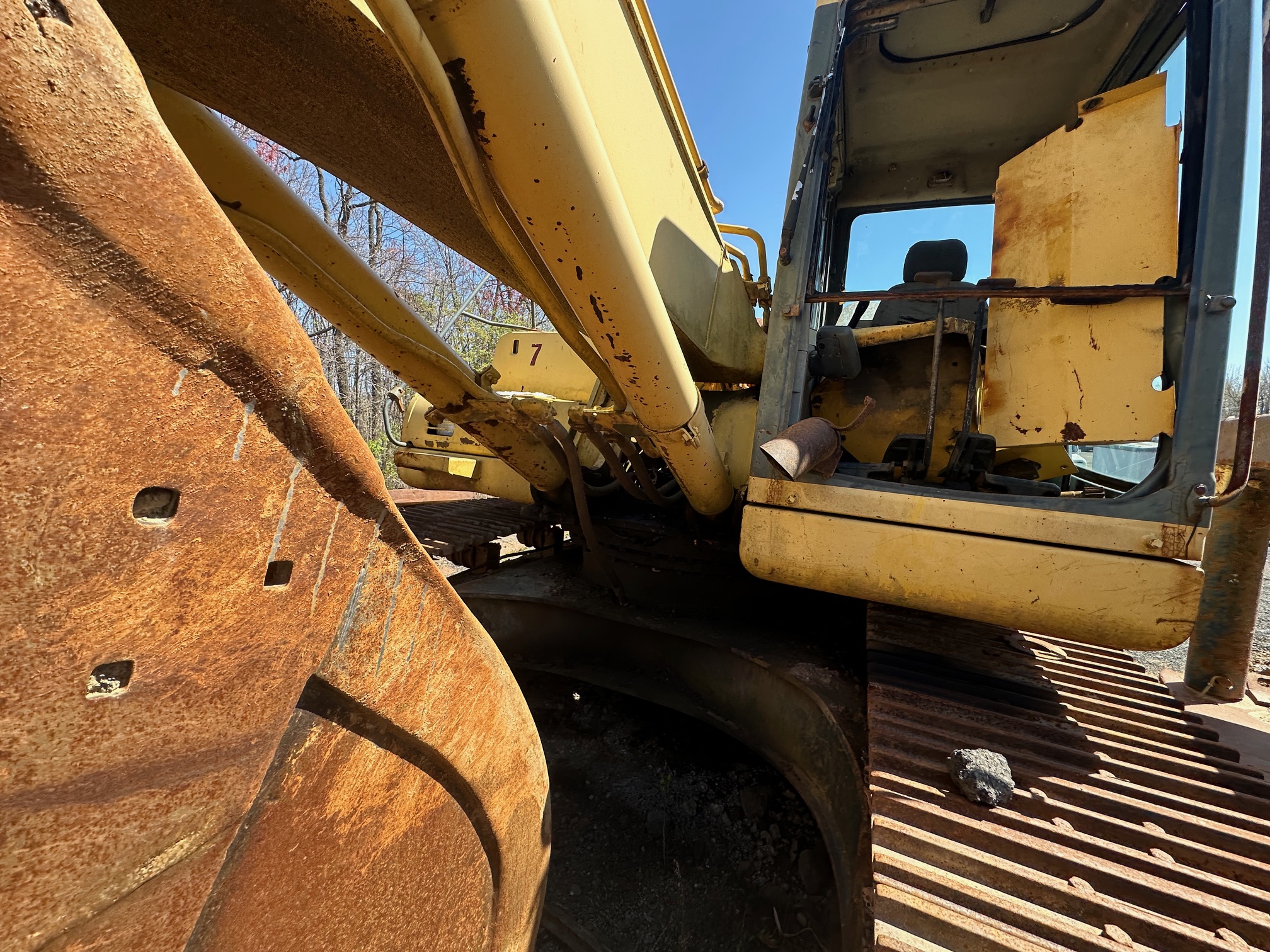 1998 KOMATSU PC300LC-6 - view 8 of 28