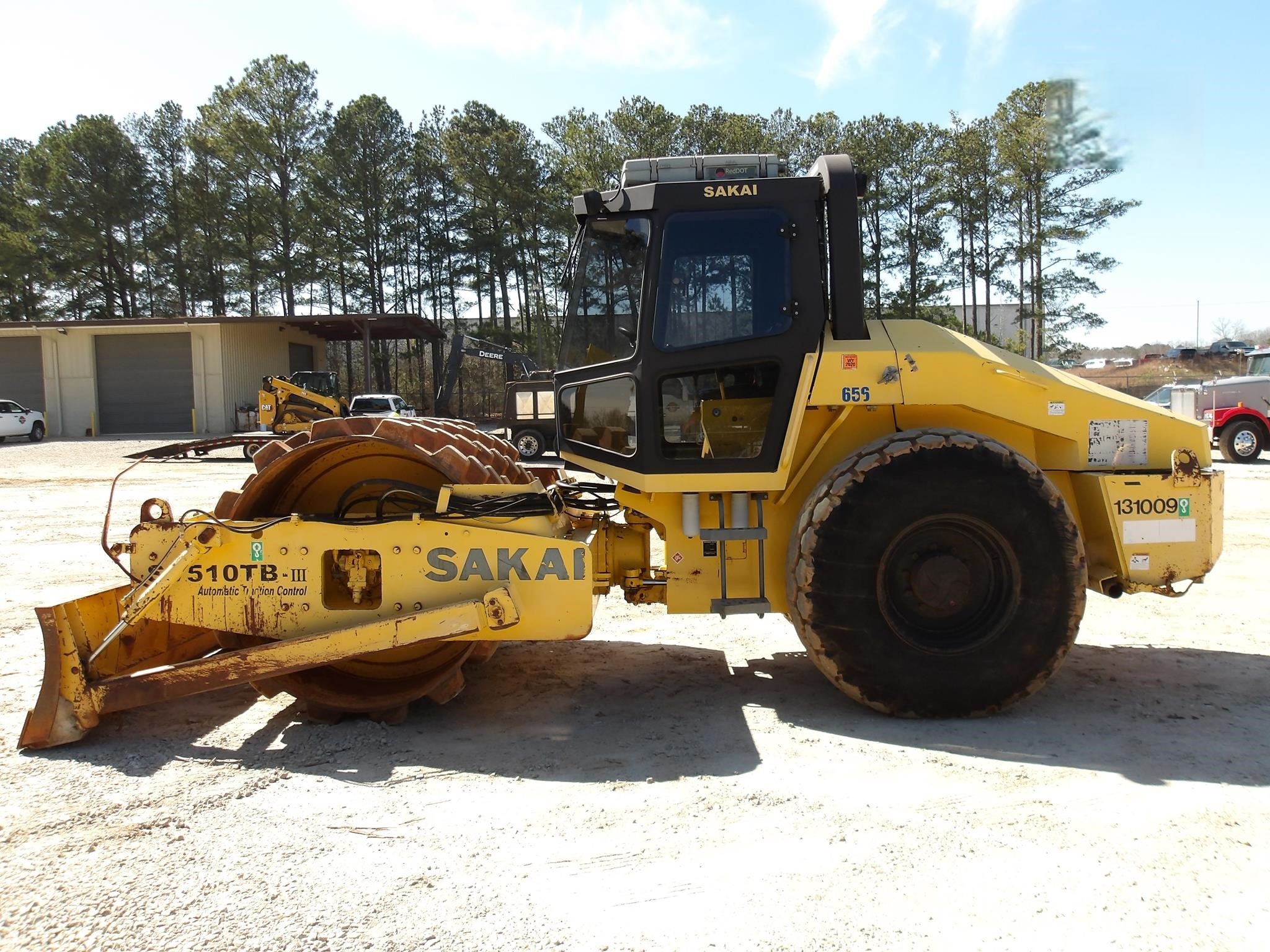 2013 SAKAI SV510TB III - Image 2