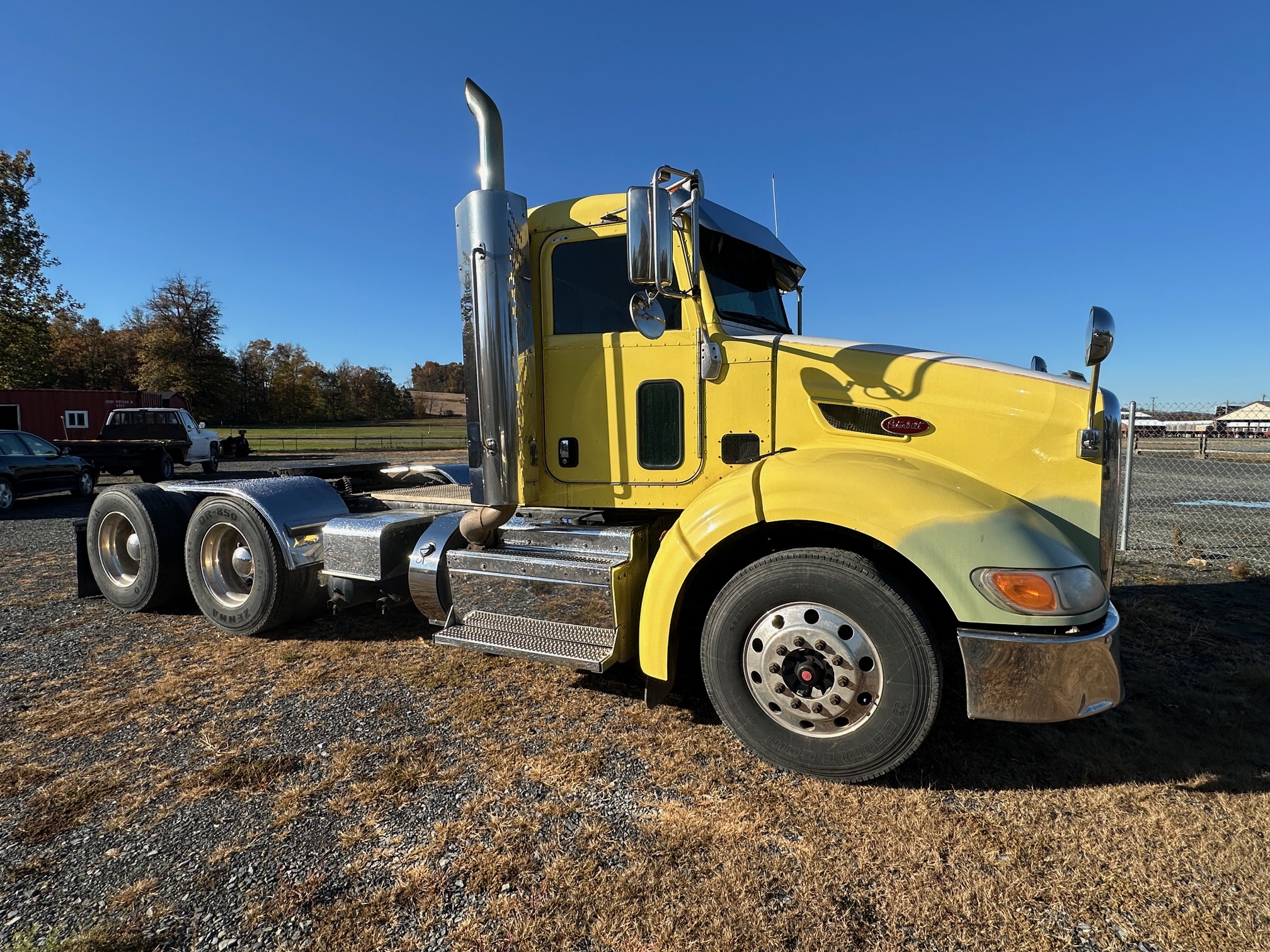 2013 PETERBILT 384 - Image 4