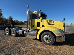 2013 PETERBILT 384 - Image 4