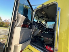 2013 PETERBILT 384 - Image 12