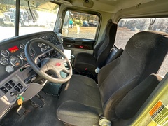 2013 PETERBILT 384 - Image 13