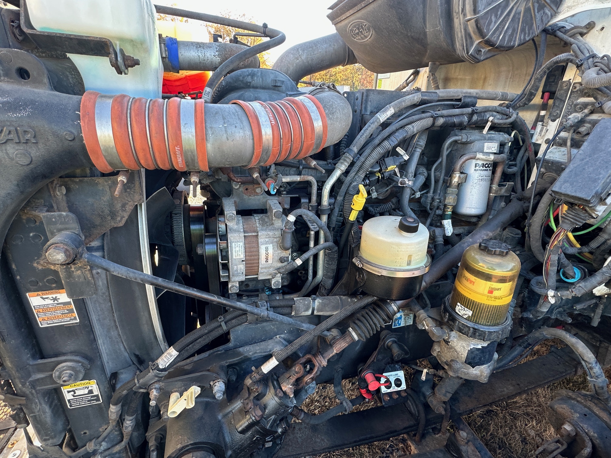 2013 PETERBILT 384 - Image 31