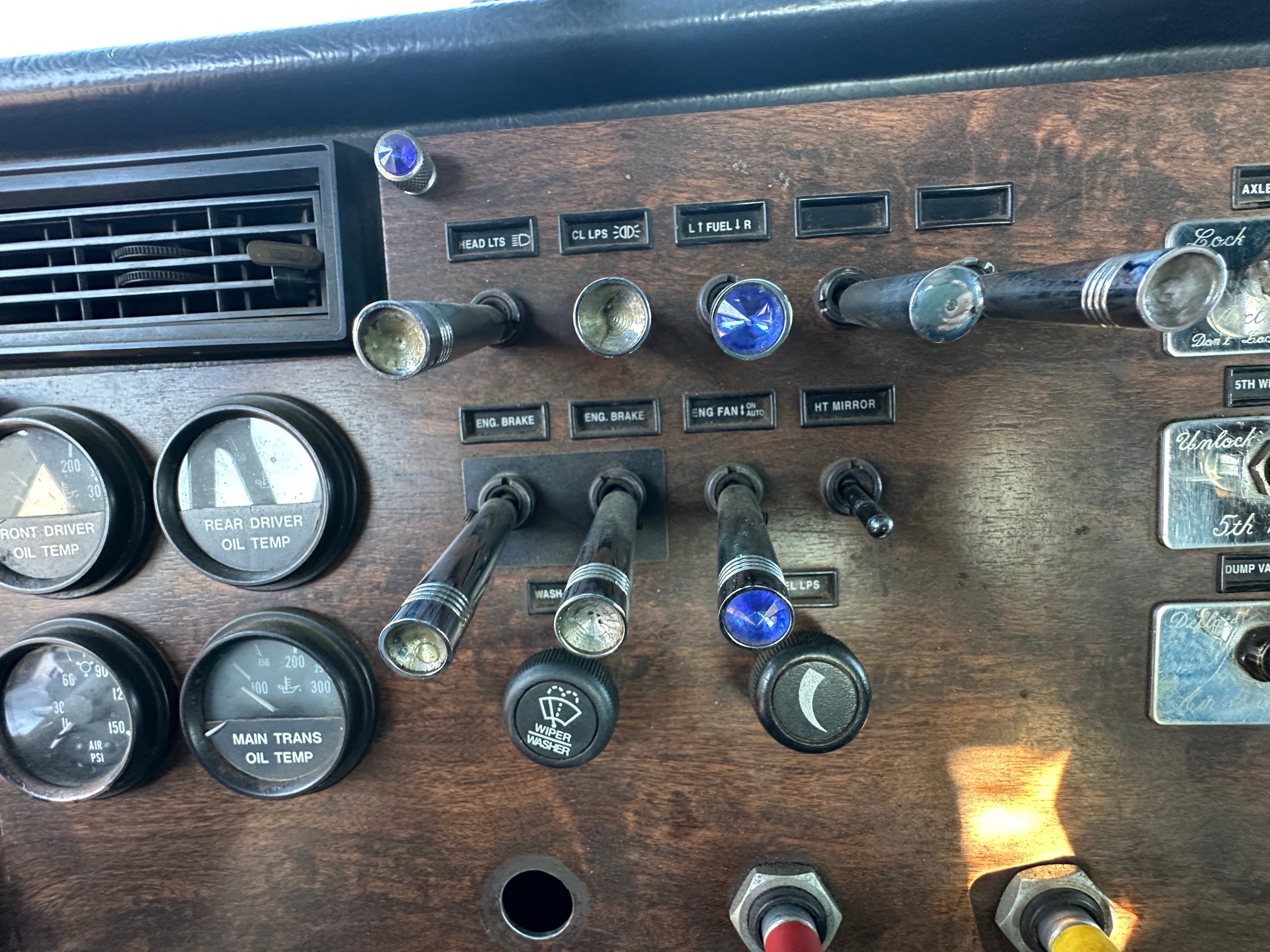 1993 PETERBILT 379 Heavy Haul - Image 37