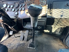 1993 PETERBILT 379 Heavy Haul - Image 42