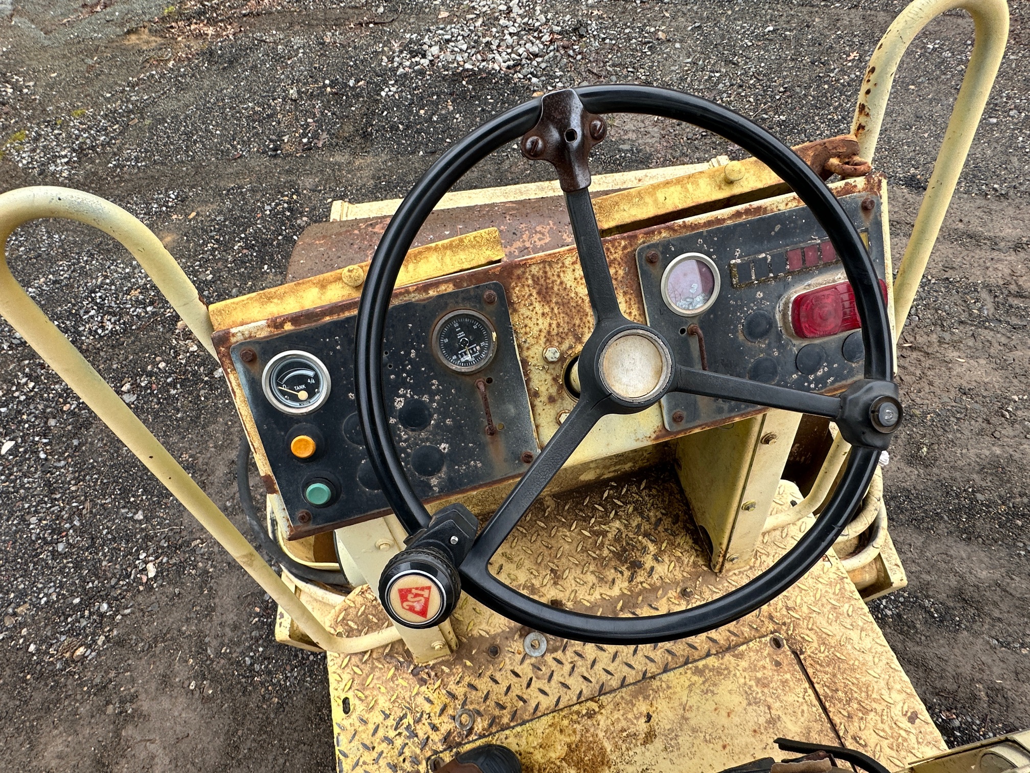 1988 BOMAG BW142 - view 14 of 33