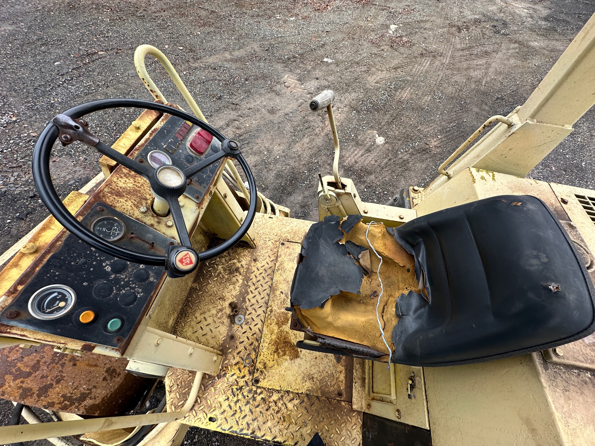 1988 BOMAG BW142 - view 15 of 33