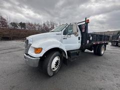 2007 FORD F750 - Image 2