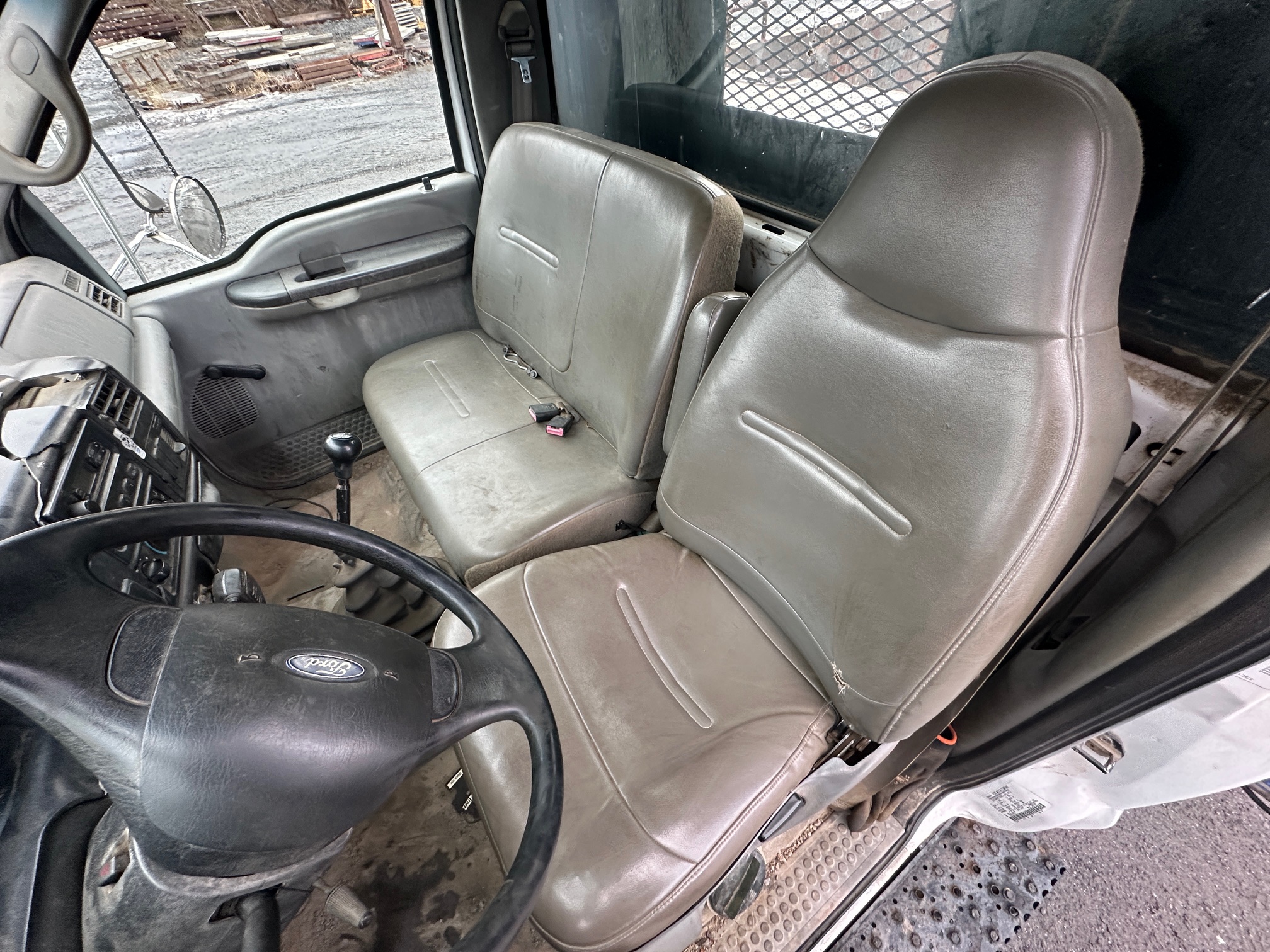 2007 FORD F750 - Image 15