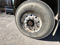 1988 MACK RD690S - Image 14