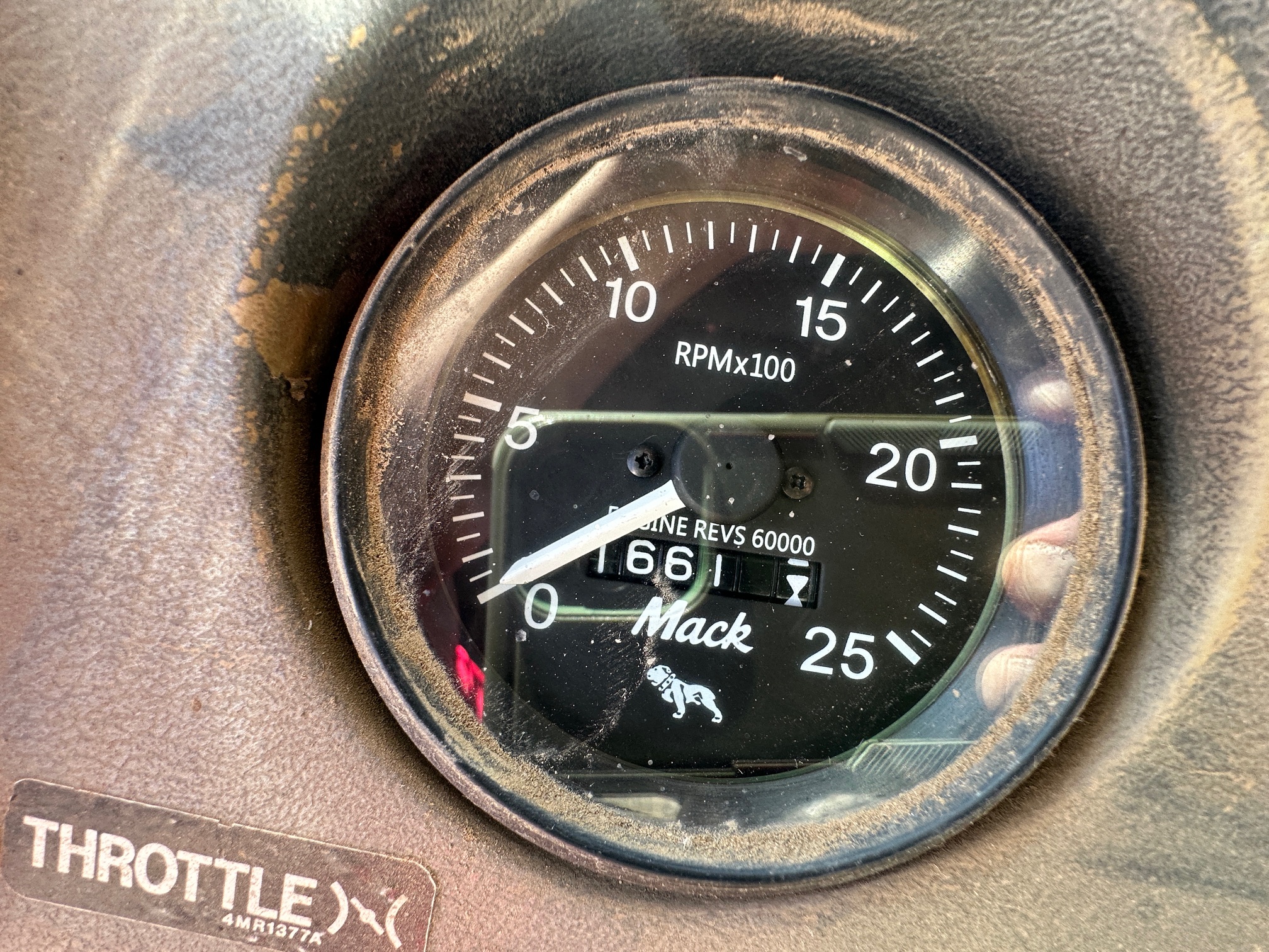 1988 MACK RD690S - view 18 of 43