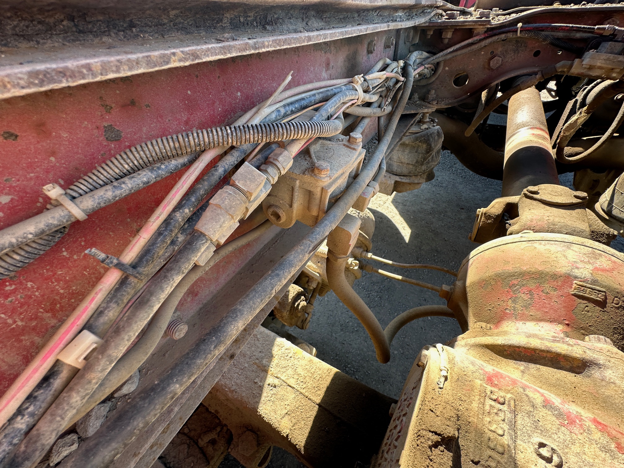 1988 MACK RD690S - Image 31