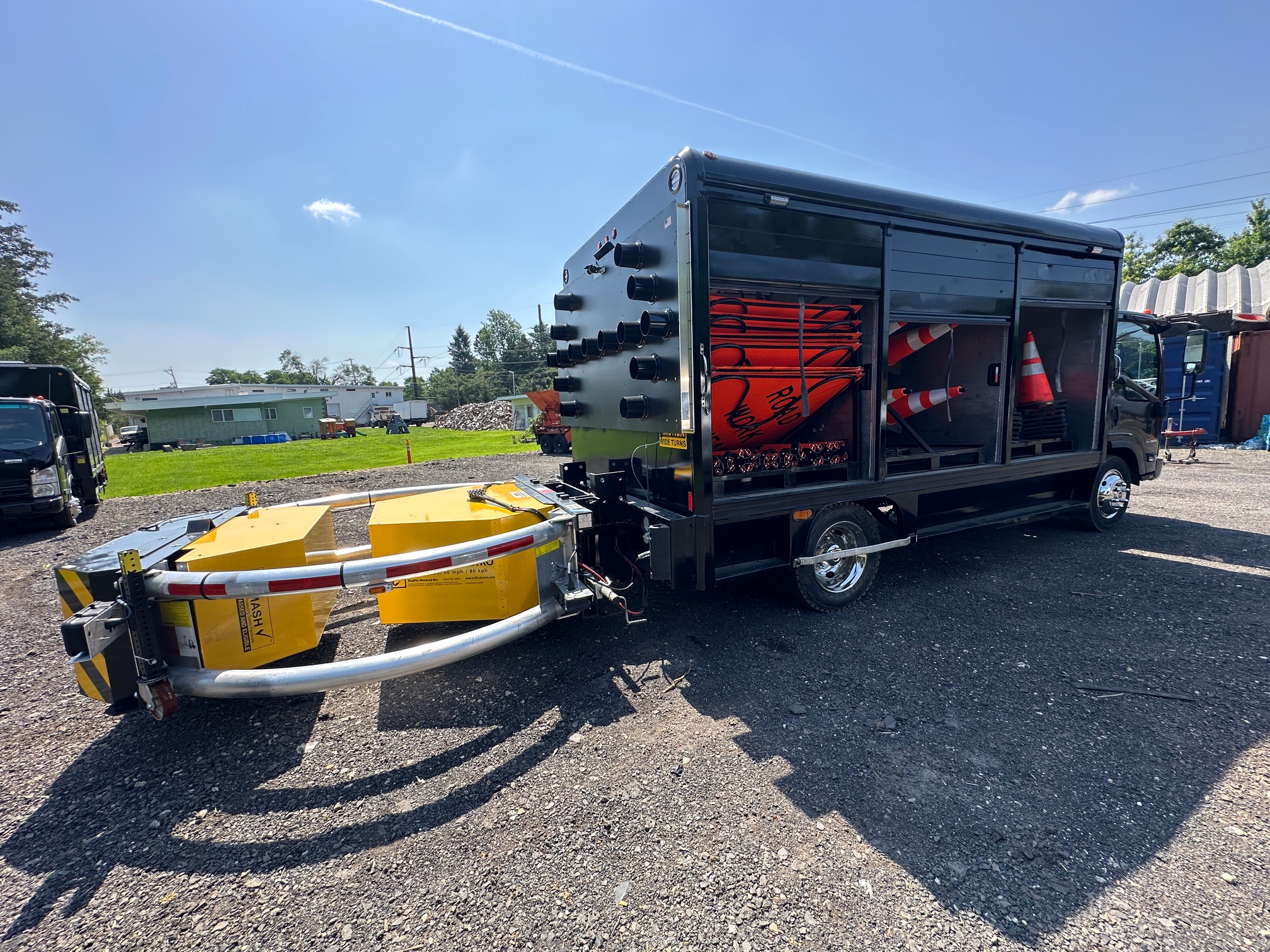 2015 ISUZU NPR Metro Attenuator - view 8 of 23