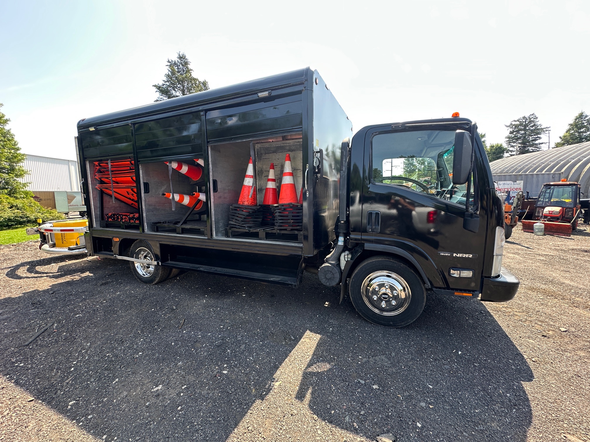 2015 ISUZU NPR Metro Attenuator - Image 10