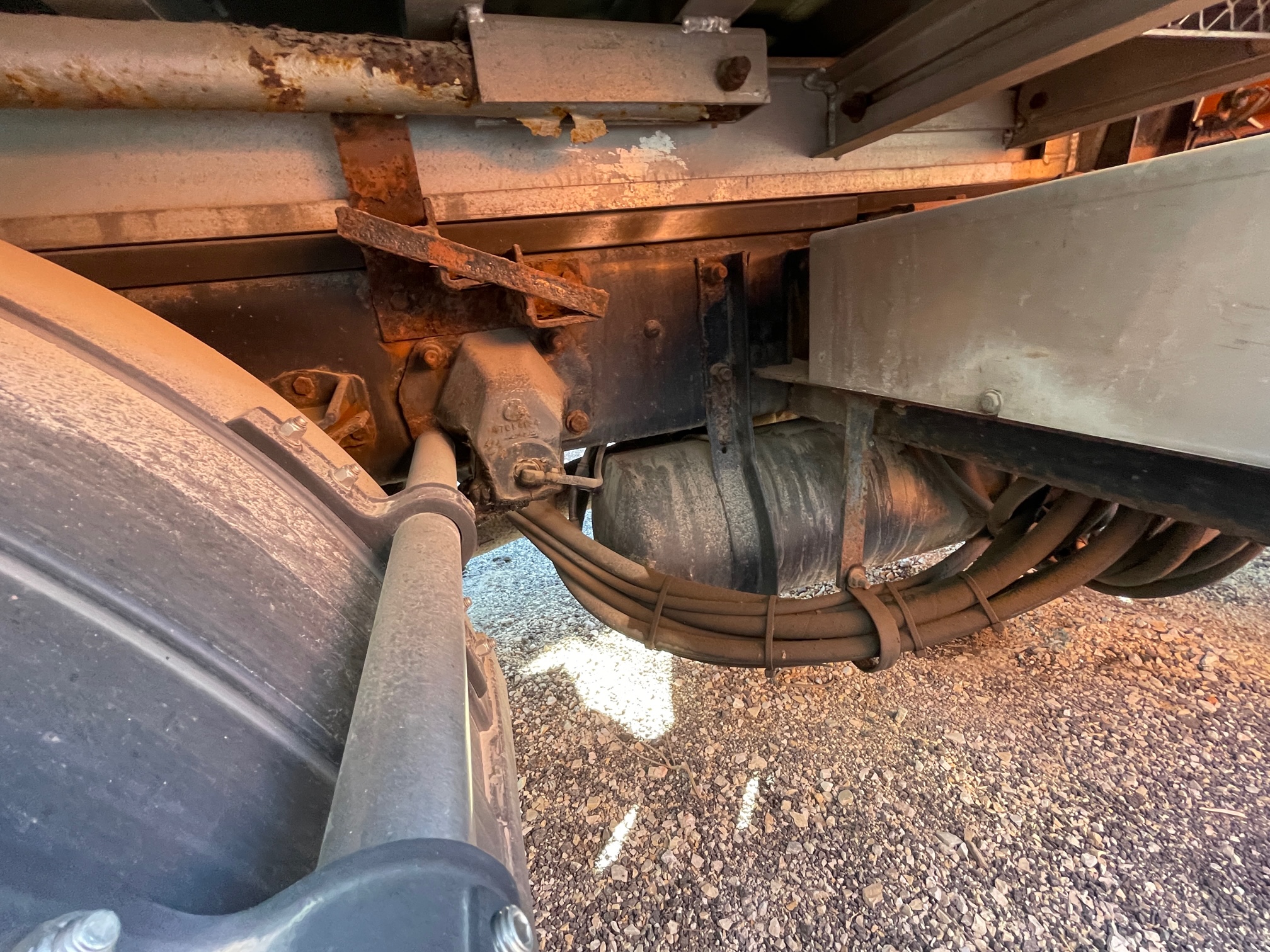 2001 MACK RD690P #2 - Image 9