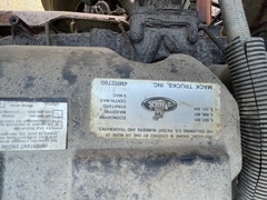 2001 MACK RD690P #2 - Image 16