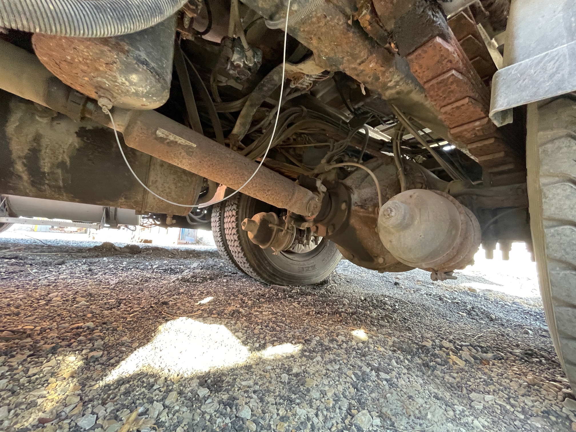 2001 MACK RD690P #2 - Image 26