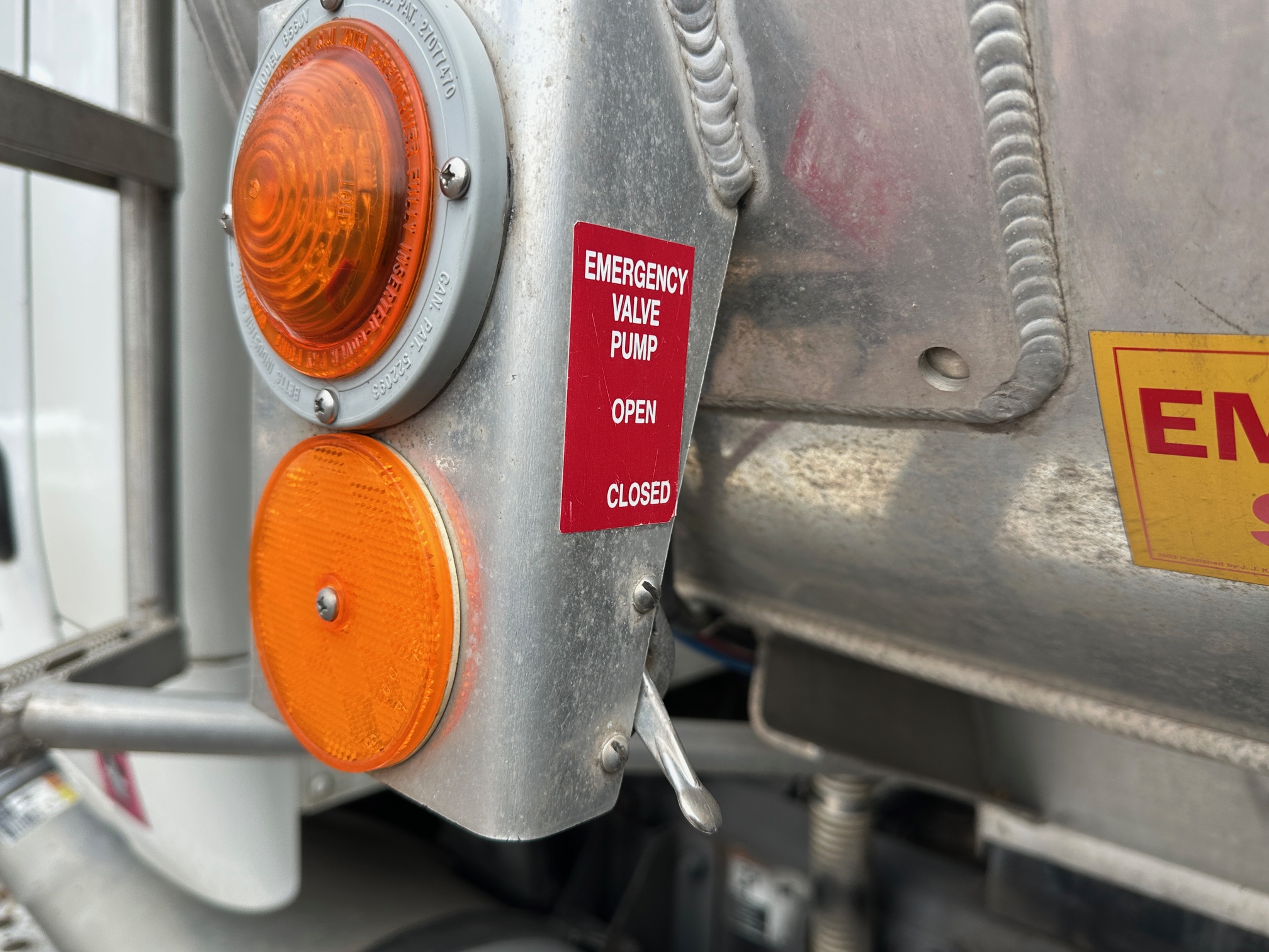 2015 KENWORTH T880 - Image 57