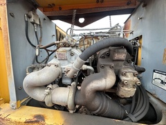 2005 DEERE 330C LC - Image 9