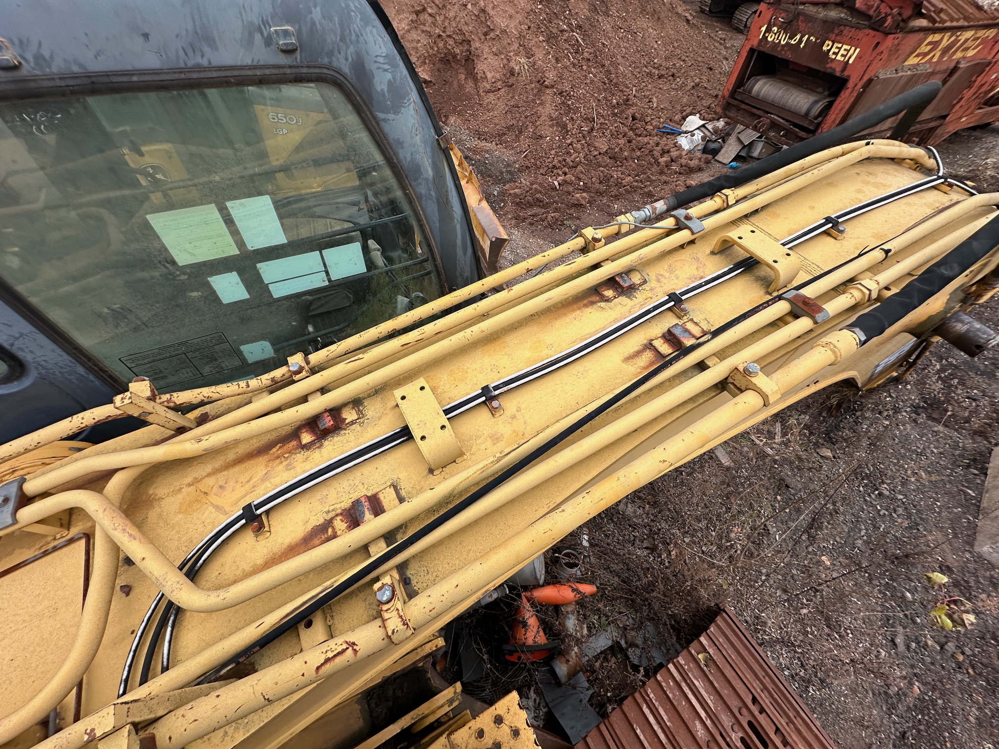 2005 DEERE 330C LC - Image 16