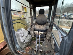 2005 DEERE 330C LC - Image 21